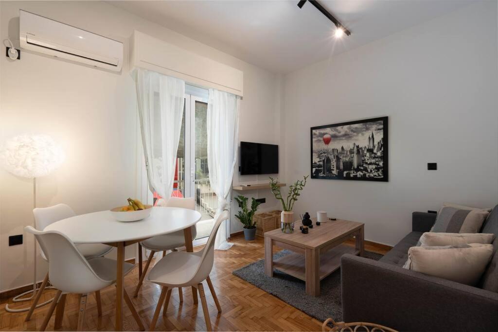 Urban Casa Apartment Атина Екстериор снимка